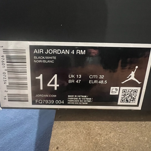 Air Jordan 4 RM – Men’s Size 14 (Black/White) - Picture 2 of 9